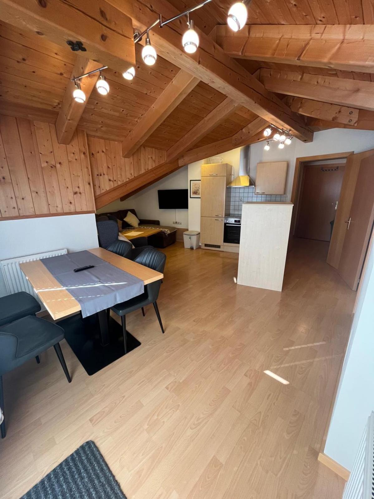 Appartamento Nebenhaus - Haus Heigl Sankt Johann im Pongau Esterno foto